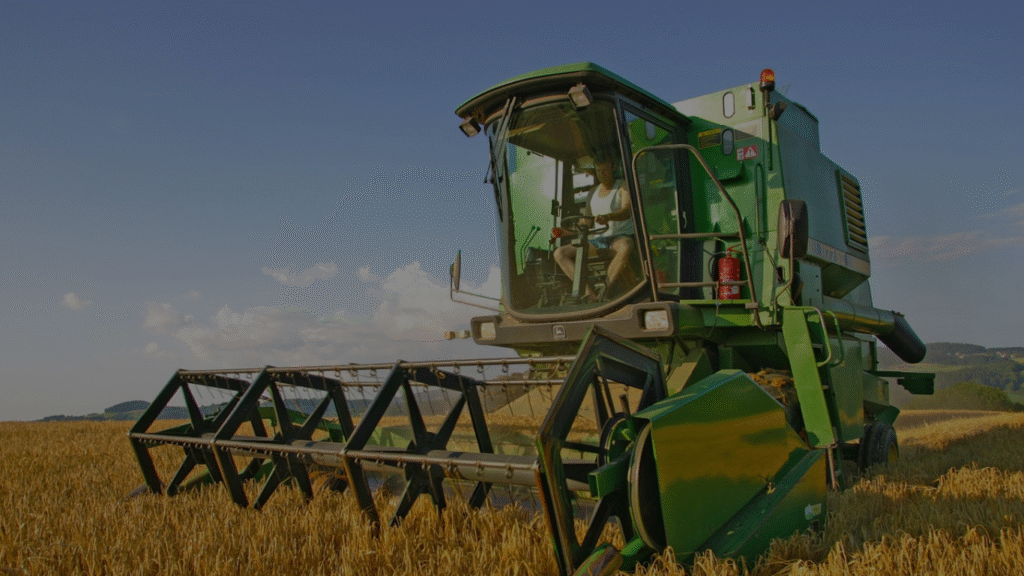 Advogado especializado em Direito Agrário e Bancário defendendo produtores rurais em contratos, leilões e renegociações de crédito.